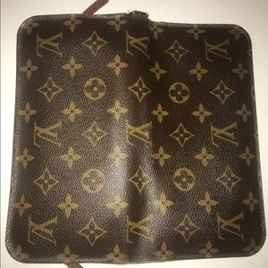 Louis Vuitton Organizer Wallet